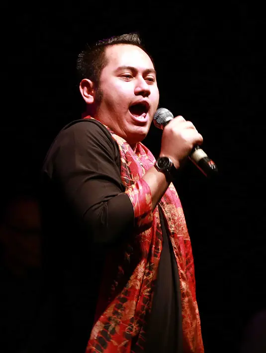 Rumah tangga yang sudah tak bisa diselamatkan lagi, pedangdut Nassar ingin segera bercerai dengan Muzdalifah. (Deki Prayoga/Bintang.com)