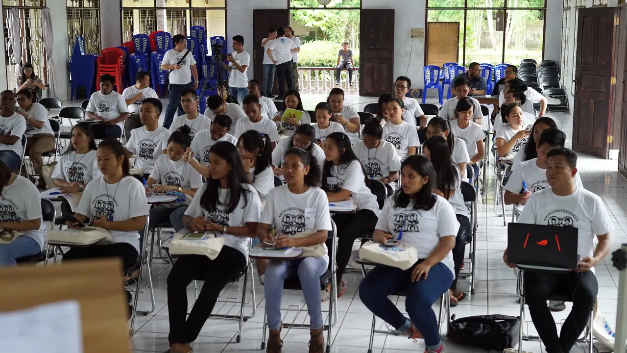 OMK Manado - Forum Literasi Media