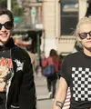Memacari seorang wanita bernama Annie Clark atau yang dikenal dengan St.Vincent, tersiar kabar Kristen Stewart sudah mengenalkannya kepada kedua orang tuanya. (doc.mirror)