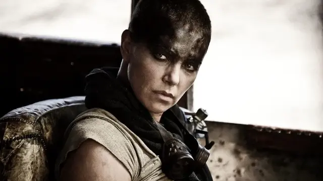Adegan film Mad Max: Fury Road (Roadshow Entertainment / Warner Bros via imdb.com)