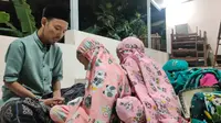 Ayif Muhammad Aripin aktif mengajar ngaji ke anak-anak desanya meski menyandang status sebagai penyintas Talasemia. Foto (Liputan6.com / Panji Prayitno)