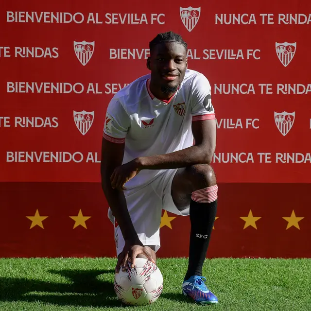 Lucien Agoume ke Sevilla