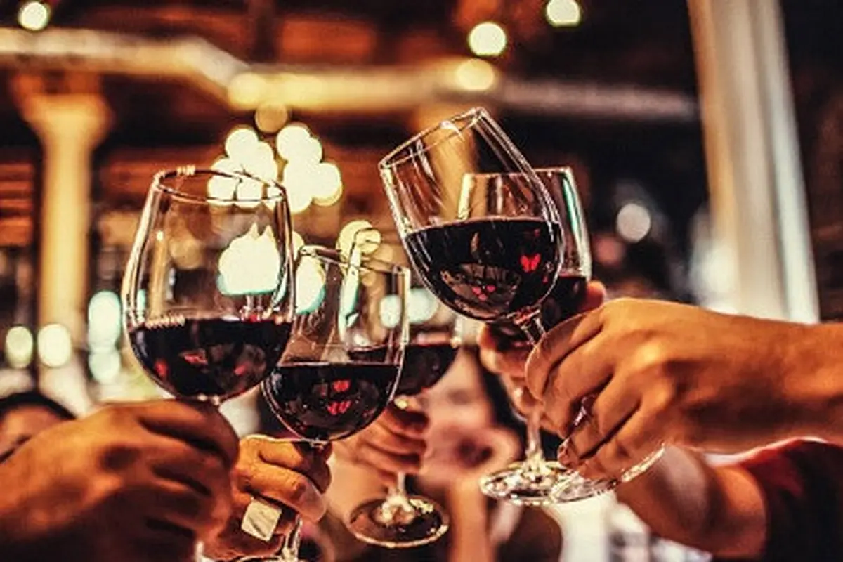 ilustrasi wine.
