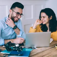 7 Zodiak yang Paling Canggung Berkenalan dengan Orang Baru./Copyright depositphotos.com/gaudilab