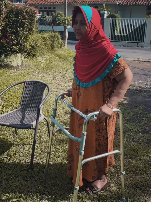 Ibunda Fiersa Besari Semasa Hidup