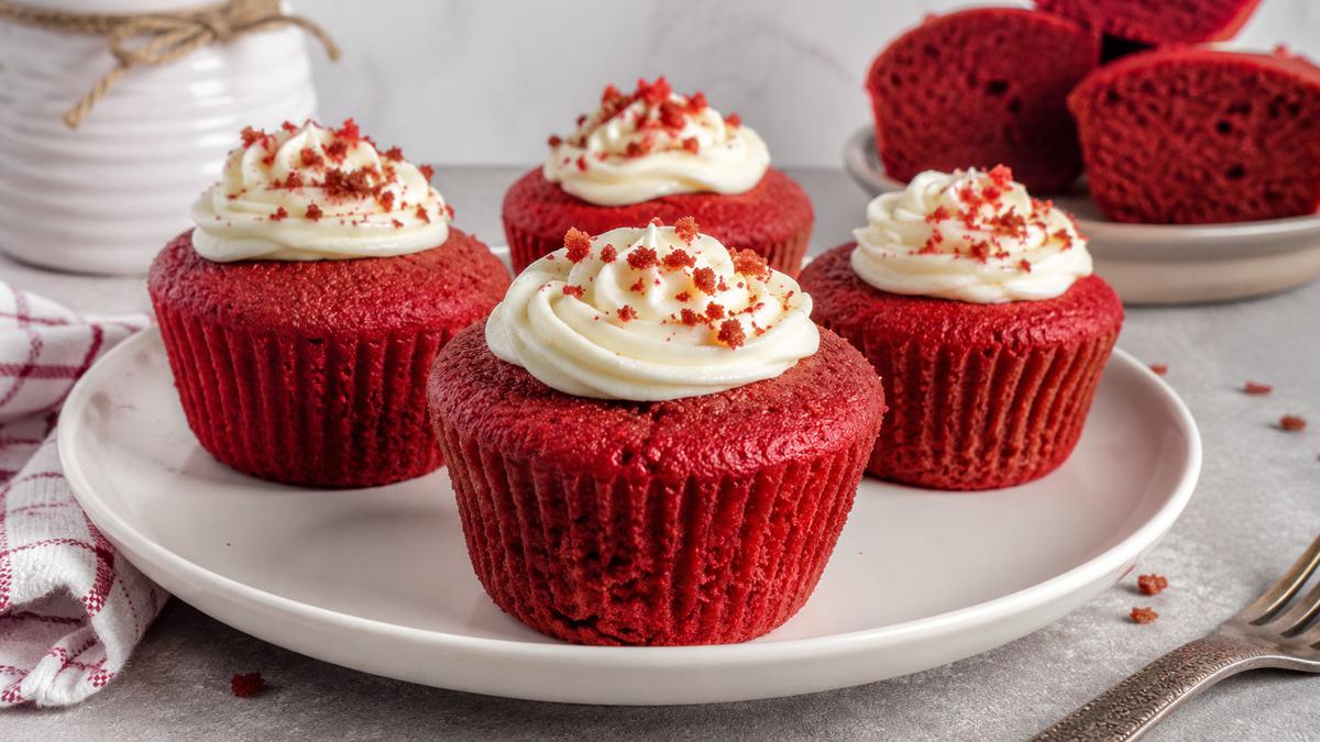 Resep Red Velvet Kukus 2 Telur yang Lembut dan Anti Gagal untuk Pemula