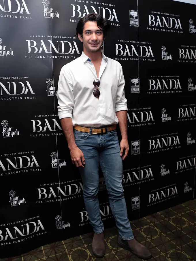 [Bintang] Reza Rahadian
