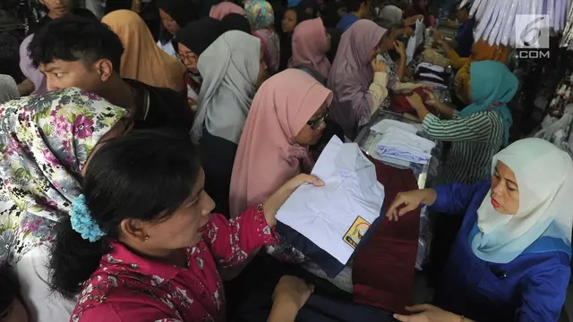 Berburu Baju Seragam Sekolah
