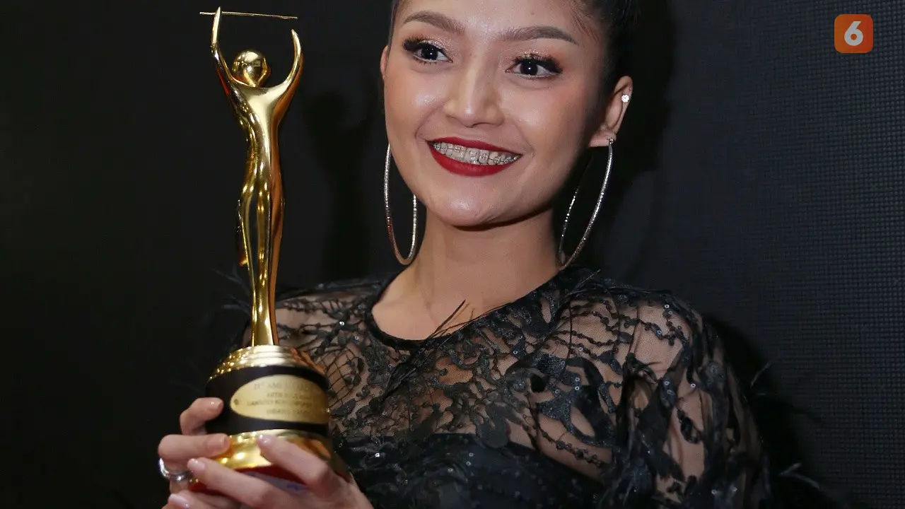 [Bintang] Siti Badriah