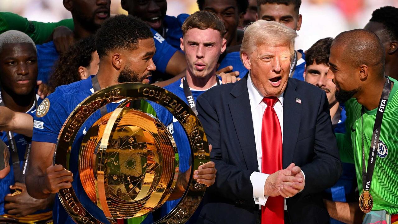Momen Donald Trump Ikut Selebrasi Juara Piala Dunia Antarklub, Bikin Pemain Chelsea Bingung