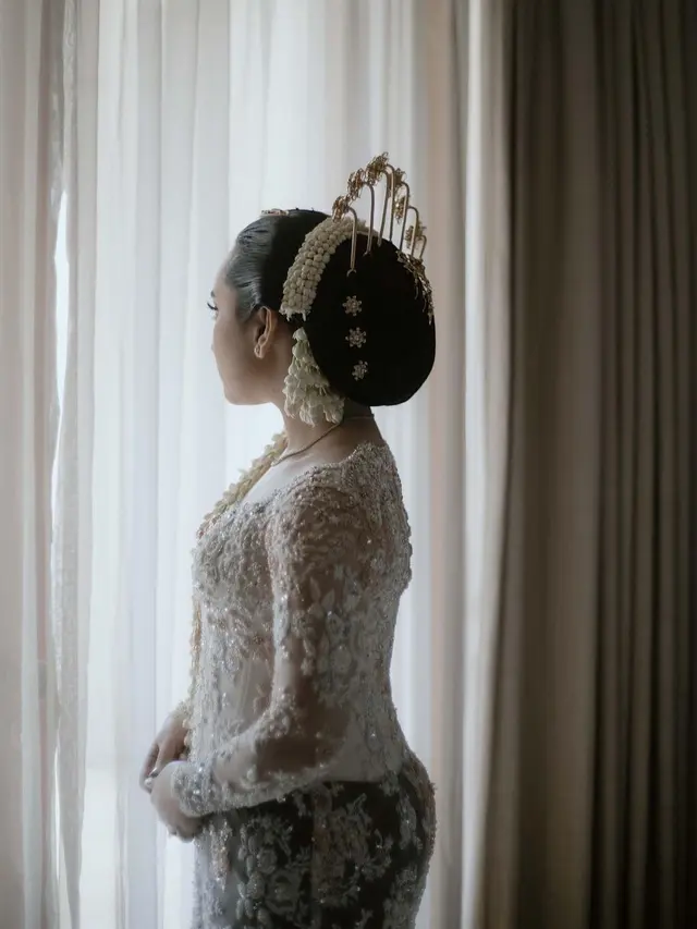 Anggunnya Rachel Amanda Saat Menikah, Berbusana Adat Jawa Tanpa Paes