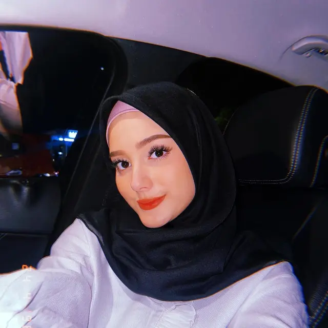 6 Potret Yasmine Ow Istri Aditya Zoni Usai Menikah, Makin Memesona