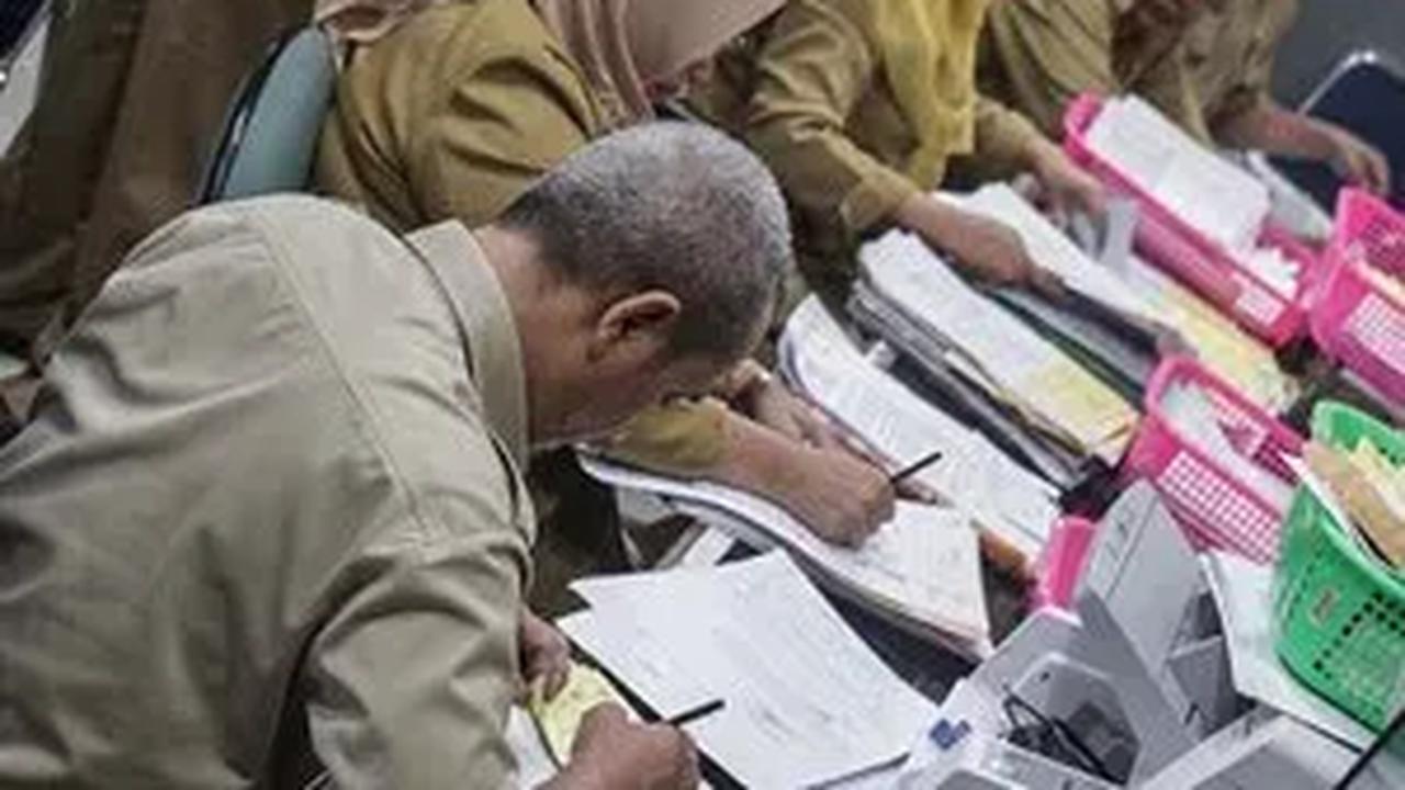 Saat ini, Kementerian Pendayagunaan Aparatur Negara dan Reformasi Birokrasi (Kemenpan Rb) tengah melakukan uji publik Revisi Undang-Undang No.5/2014 tentang Aparatur Sipil Negara (ASN).