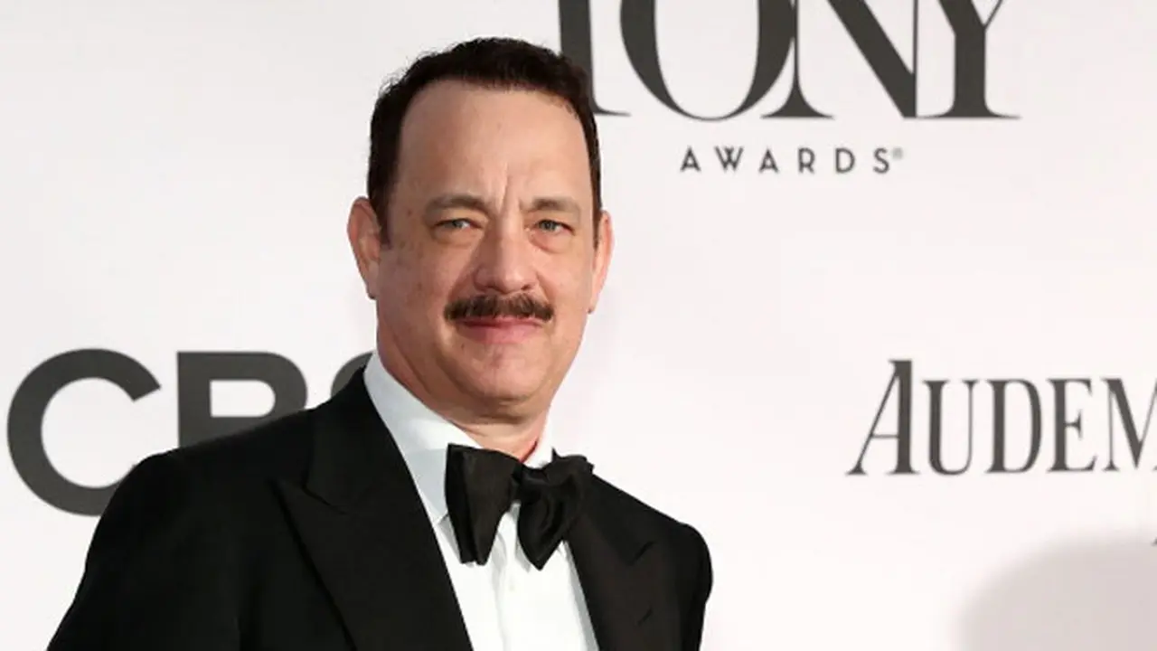 tom-hanks-130905b.jpg
