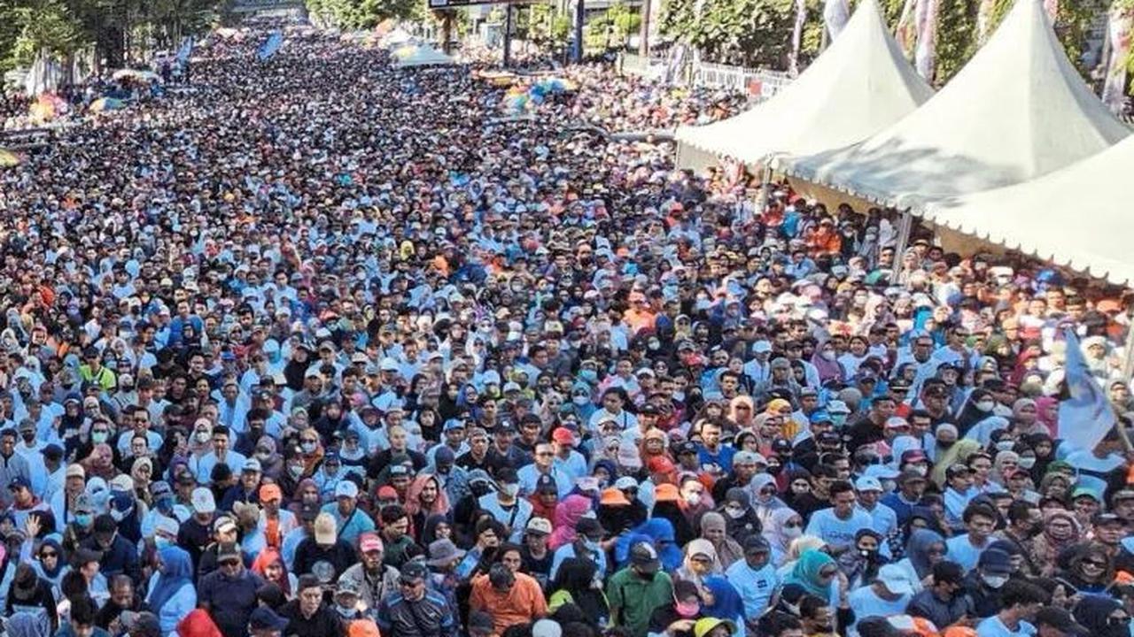 Penampakan Warga di Makassar Sambut Anies dan Cak Imin: Diklaim 1 Juta Orang yang Hadir