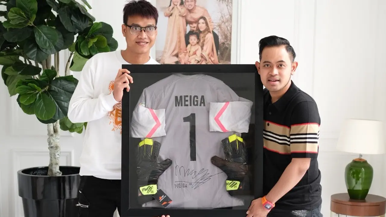 Lelang Jersey Kurnia Meiga