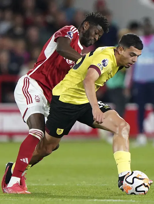 <p>Atas hasil ini, Nottingham Forest meroket ke posisi delapan besar dengan mengemas tujuh poin. (Tim Goode/PA via AP)</p>