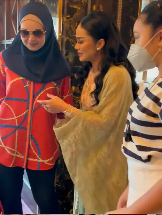 [Instagram/krisdayantilemos]