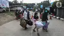 Imam merinci, jumlah bus yang tiba pada Senin (24/4), tercatat sebanyak 27 bus dengan jumlah penumpang sebanyak 25 orang. (Liputan6.com/Johan Tallo)