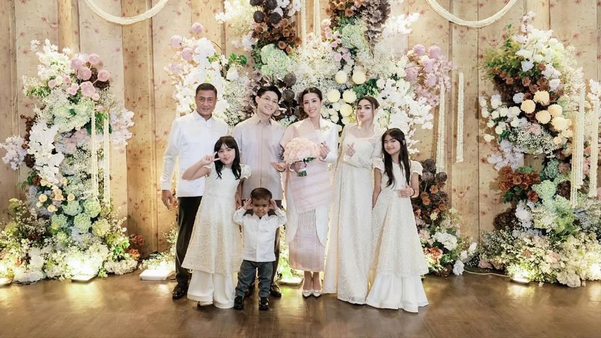 6 Detail Penampilan Nourah Sheivirah yang Memukau di Pertunangan Teuku Rassya