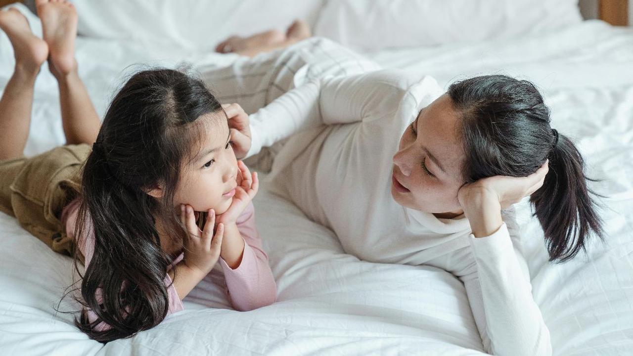 2. Berbicara dengan Lembut dan Jelas<br>