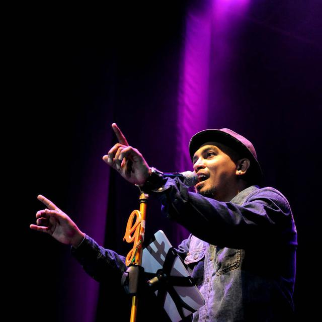 Lirik Lagu Kisah Romantis Glenn Fredly Ragam Bola Com