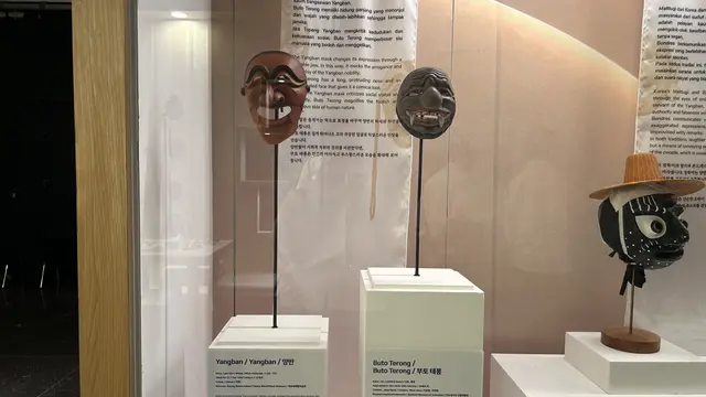 Topeng Yangban (Kiri) di Pameran Topeng RI-Korea Selatan (Dok: Liputan6/Nasywa Fakhirah)
