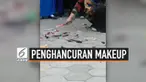 Seorang guru dengan menggunakan palu menghancurkan barang yang dibawa muridnya ke sekolah. Barang tersebut adalah alat makeup. Para murid pun berteriak heboh ketika sang guru satu per satu menghancurkan makeup di hadapan mereka.