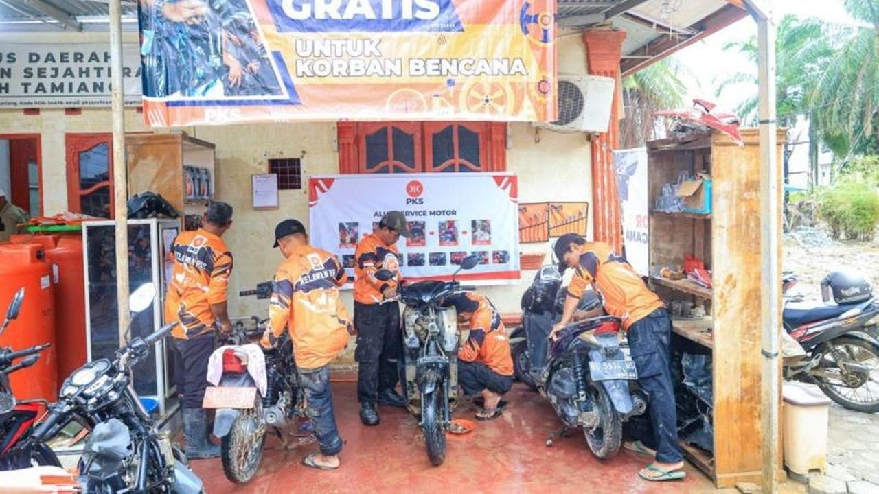 PKS Dirikan Bengkel Motor Gratis di Aceh Tamiang, Bantu Korban Banjir Bangkit