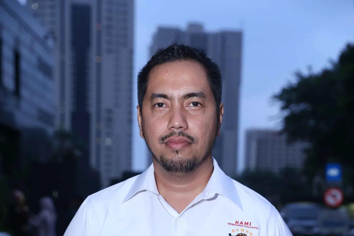 [Bintang] Artis Sambangi Polda