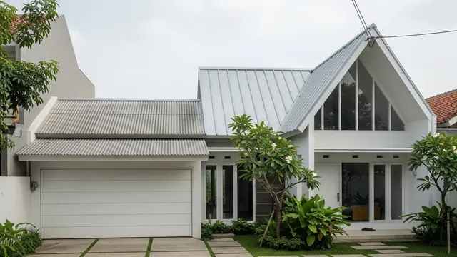 Rumah Minimalis Atap Segitiga dengan Seng dan Asbes