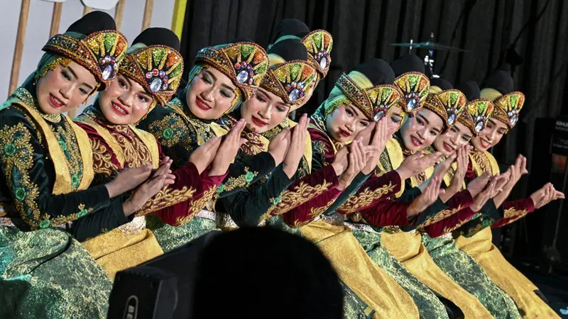 FOTO: Menyaksikan Festival Tari Ratoh Jaroe di Banda Aceh