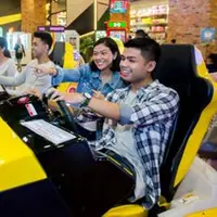 Bermain di arena permainan keluarga bisa menjadi alternatif kegiatan di Mal yang seru.