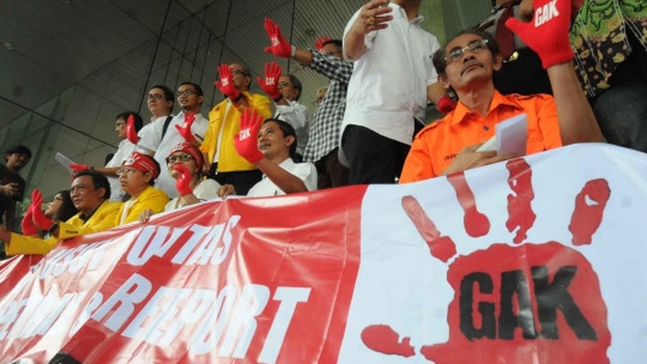 Aktivis antikorupsi desak KPK usut kasus Petral dan Freeport