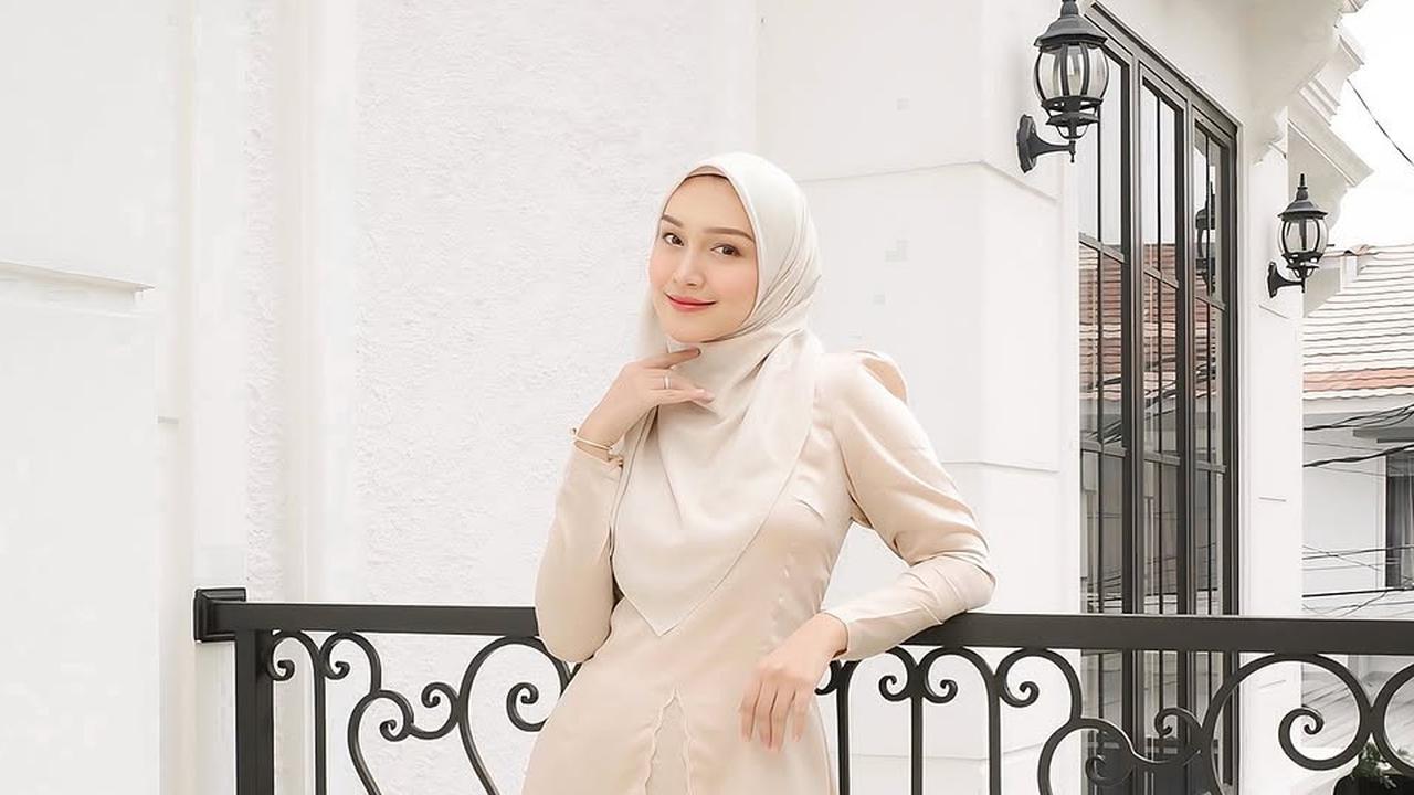 5 Style Hijab Ala Melody Prima yang Bikin Penampilan Makin Stylish dan Modis