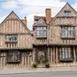 De Vere House, rumah berarsitektur abad pertengahan yang menjadi lokasi kelahiran tokoh fiksi Harry Potter - AP