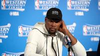 Kevin Durant, masih belum memutuskan ke mana akan berlabuh pada musim depan. (Bola.com/Twitter/BleacherReport)