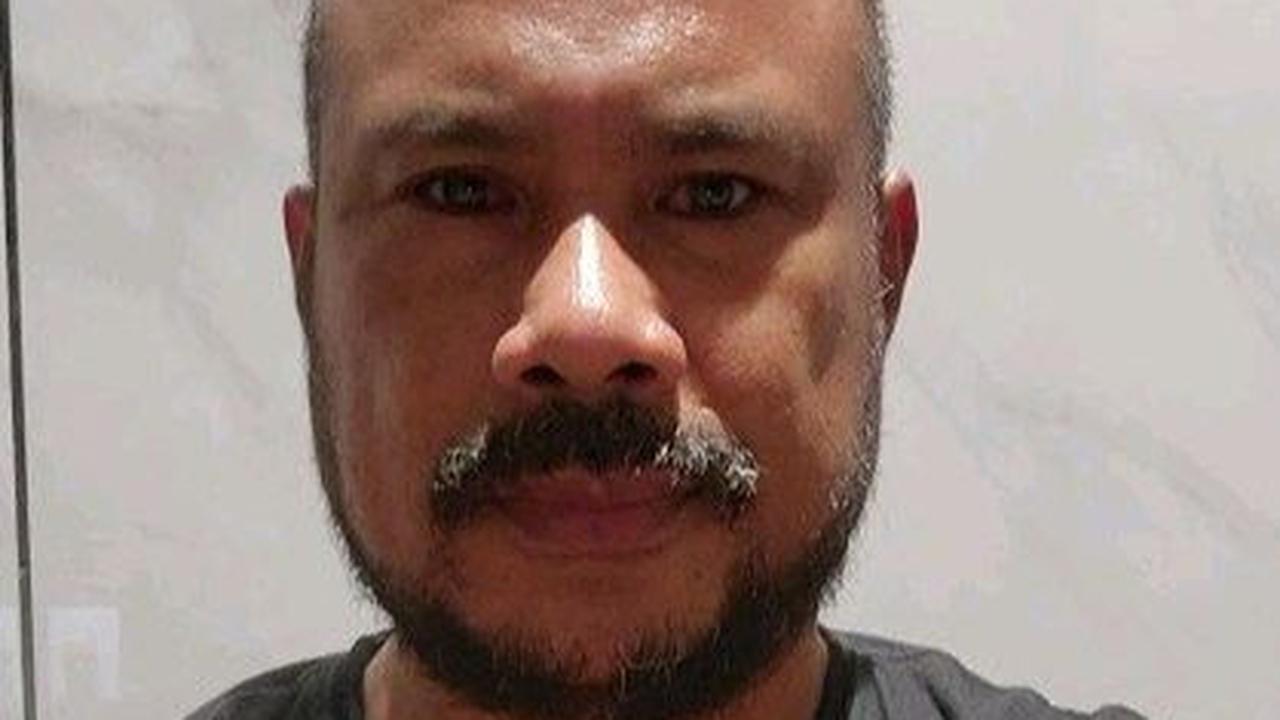 Inilah sosok Abdillah Onim atau yang lebih dikenal dengan Bang Onim. Bang Onim adalah pria asal Galela, Halmahera Utara, Maluku Utara yang sudah lama menetap di Jalur Gaza yang kini kembali diserang Israel.<br>