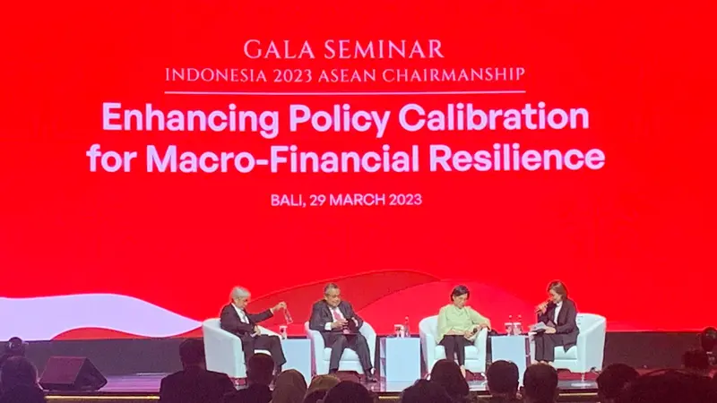 Gubernur Perry saat menghadiri Gala Seminar ASEAN 2023: “Enhancing Policy Calibration for Macro Financial Resilience” pada Rabu sore (29/3/2023).
