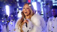 Ada anomali di Billboard Hot 100 tiap Desember. Sejumlah lagu Natal merangsek posisi 10 besar. All I Want For Christmas Is You dari Mariah Carey juaranya. (Foto: Dok. Instagram @mariahcarey)