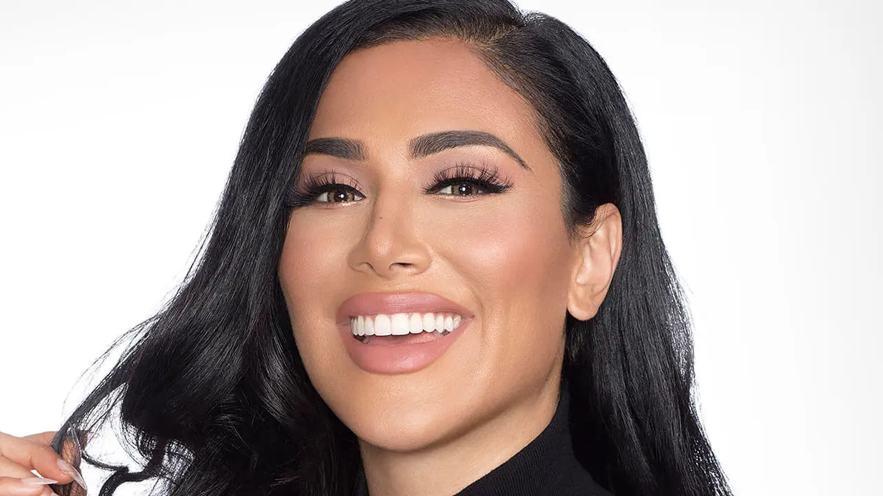 Huda Kattan (LinkedIn/Huda)
