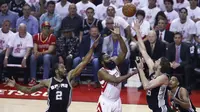 Berita Video: Play of the Day - Aksi Calon MPV James Harden 
