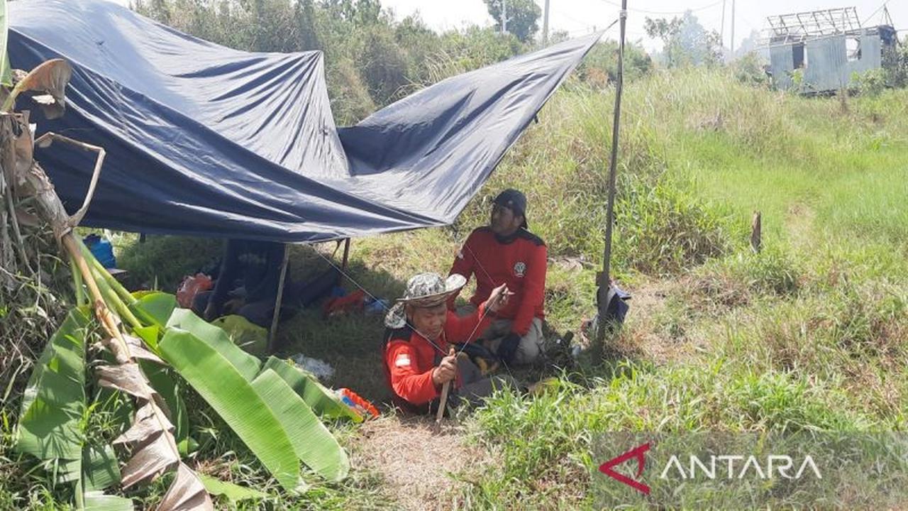 Menantang Api di Lahan Gambut Banjarbaru
