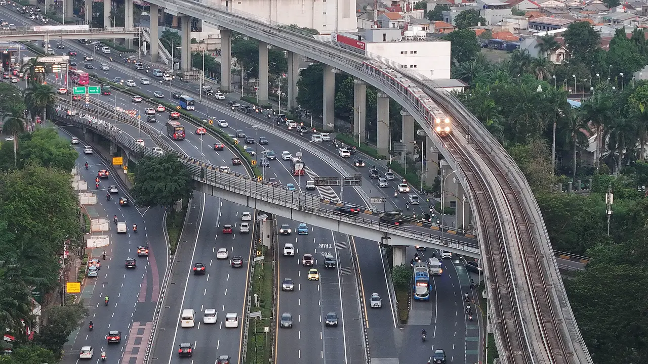 Momen Peringatan HUT ke-80 RI, LRT Jabodebek Layani 78.287 Pengguna