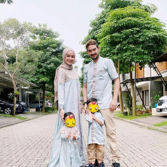 Rayakan Anniversary ke-5, Ini 6 Perjalanan Cinta Donny Michael dan Aryani Fitriana