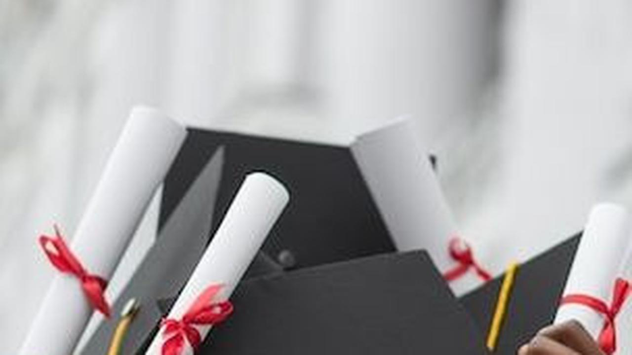 Pemkot Madiun Beri Beasiswa Kuliah untuk 250 Mahasiswa Kurang Mampu, Ini Syaratnya
