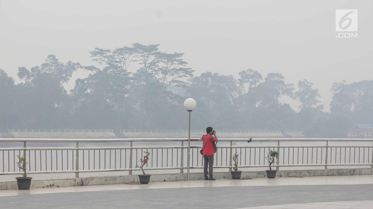 Aktivitas Warga Riau Terganggu Akibat Kabut Asap