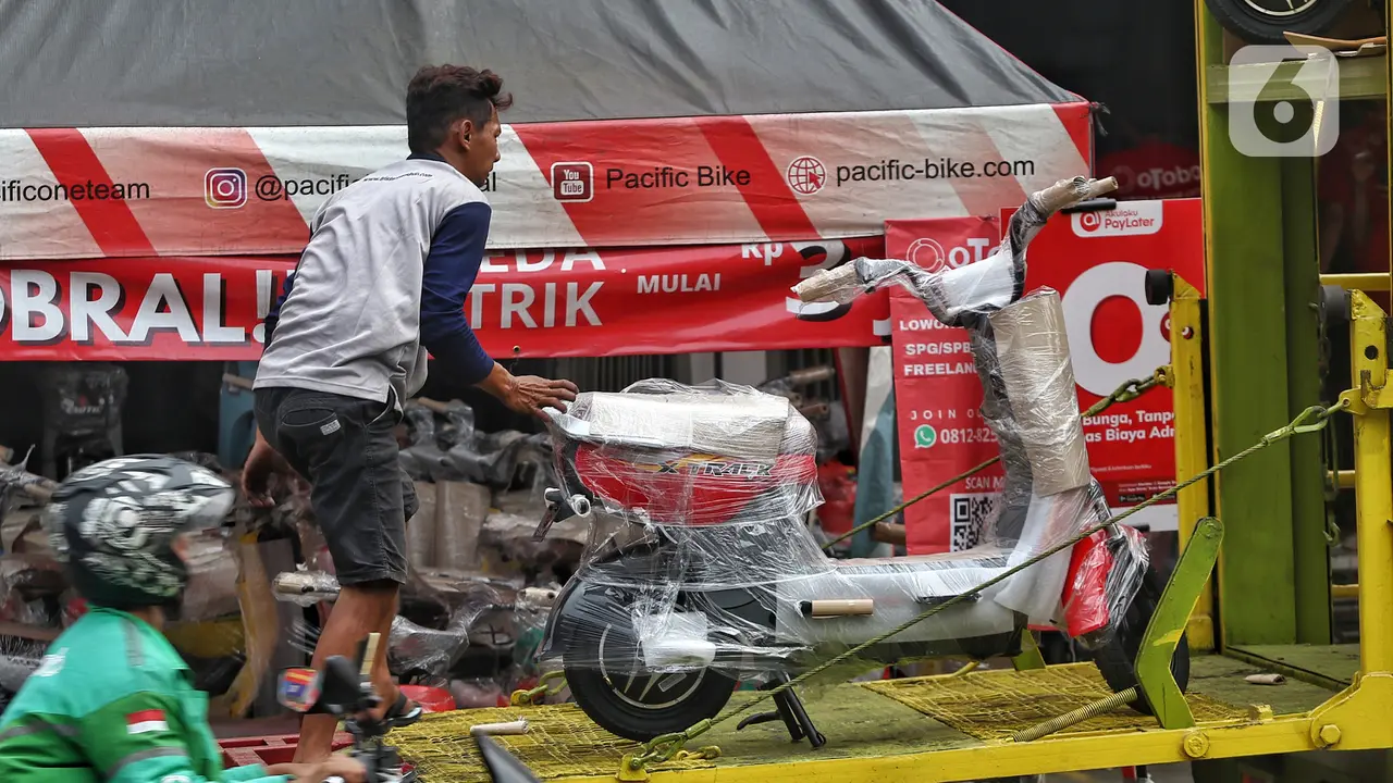 Sepeda Motor Listrik