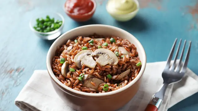 ilustrasi nasi cokelat/shutterstock