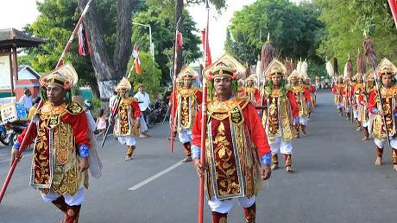 Melihat Keris Pusaka Raja Bali di Festival Puputan Badung